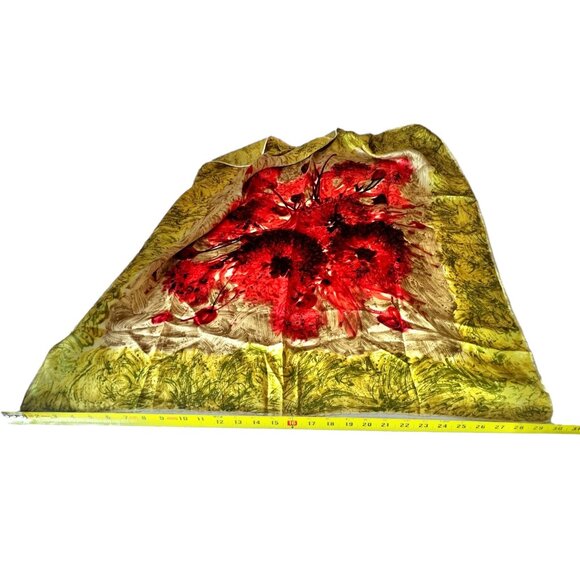 Silk Scarf 30" x 30" Abstract Red Floral & Green Design Rolled Hem - Picture 5 of 7